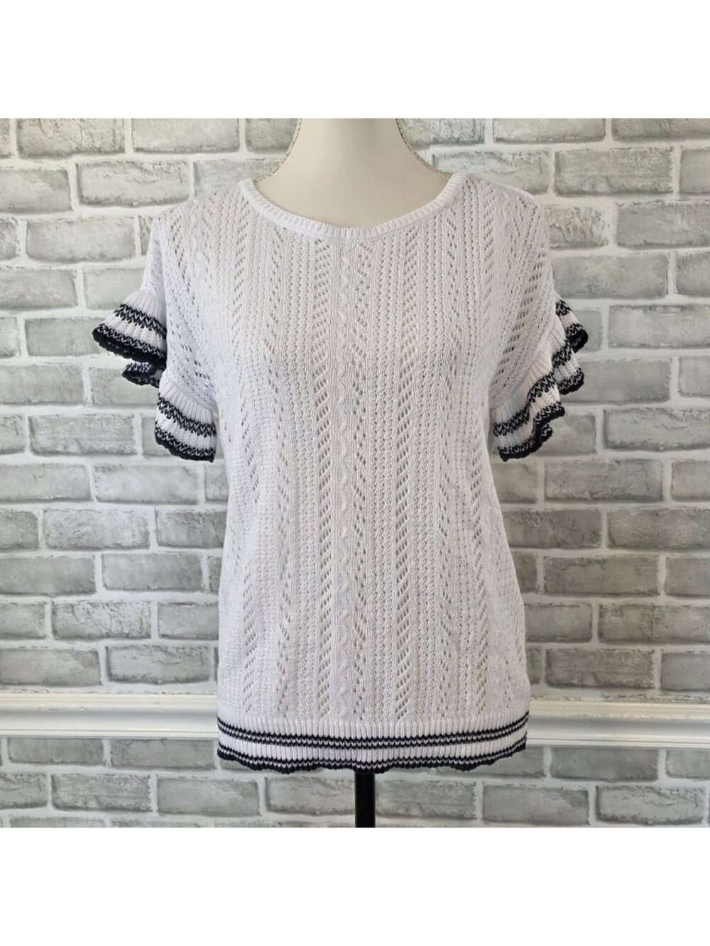 Westport 1962 White Eyelet Cable Knit Ruffle Sleeve Sweater M Coastal Preppy NWT